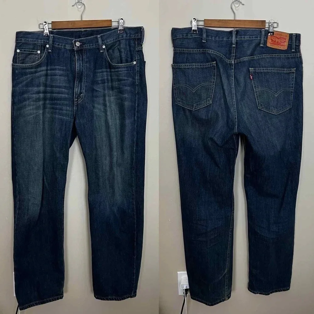 Levi’s • 550 Jeans